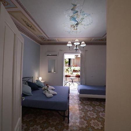 Regina Stella Bed & Breakfast Lascari Dış mekan fotoğraf