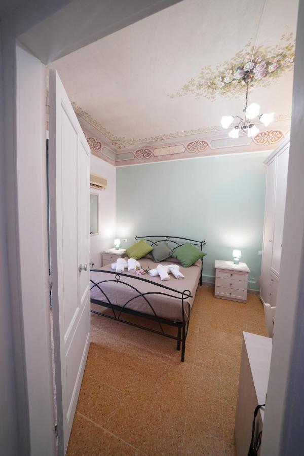 Regina Stella Bed & Breakfast Lascari Dış mekan fotoğraf