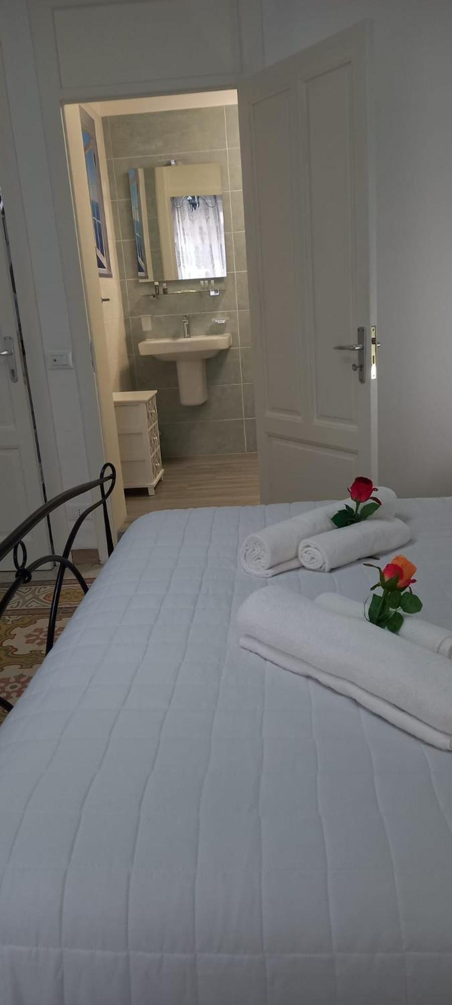 Regina Stella Bed & Breakfast Lascari Dış mekan fotoğraf