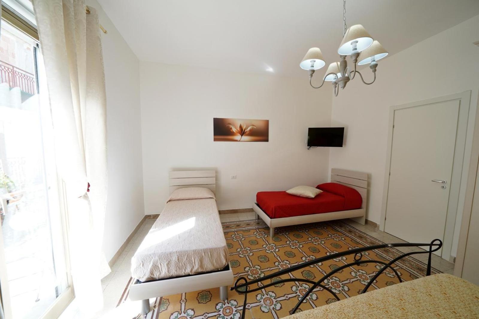 Regina Stella Bed & Breakfast Lascari Dış mekan fotoğraf